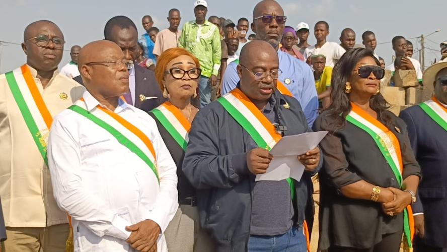 Côte d’Ivoire : DÉGUERPISSEMENTS ENTREPRIS PAR LE DISTRICT AUTONOME D’ABIDJAN / Le Groupe Parlementaire PDCI-RDA demande ‘’ la suspension sans délai de ces opérations de déguerpissement inhumaines ‘’ 